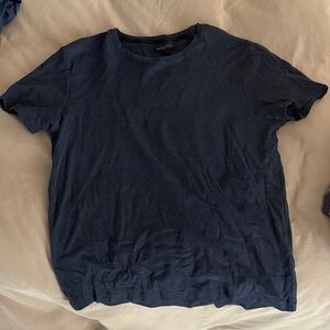 Banana Republic Men’s Large Cotton Navy tee shirt
